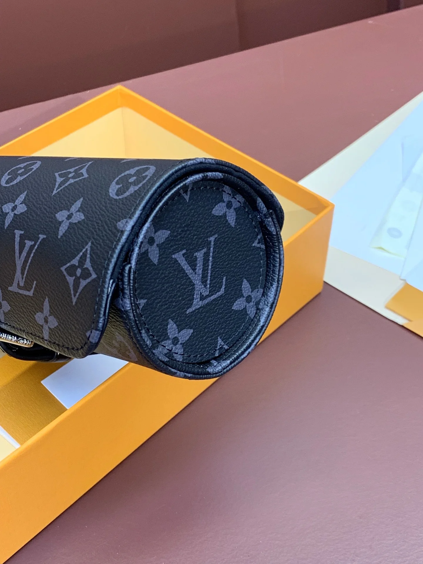 Comfortable Louis Vuitton Round Bags 56227