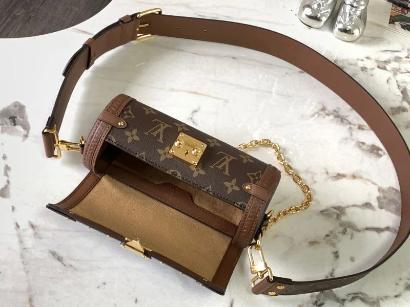 Louis Vuitton Round Bags Classic 39718