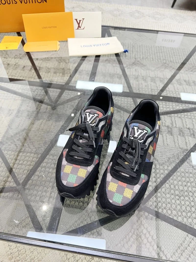 Cozy Louis Vuitton Run Away Sneaker 30709