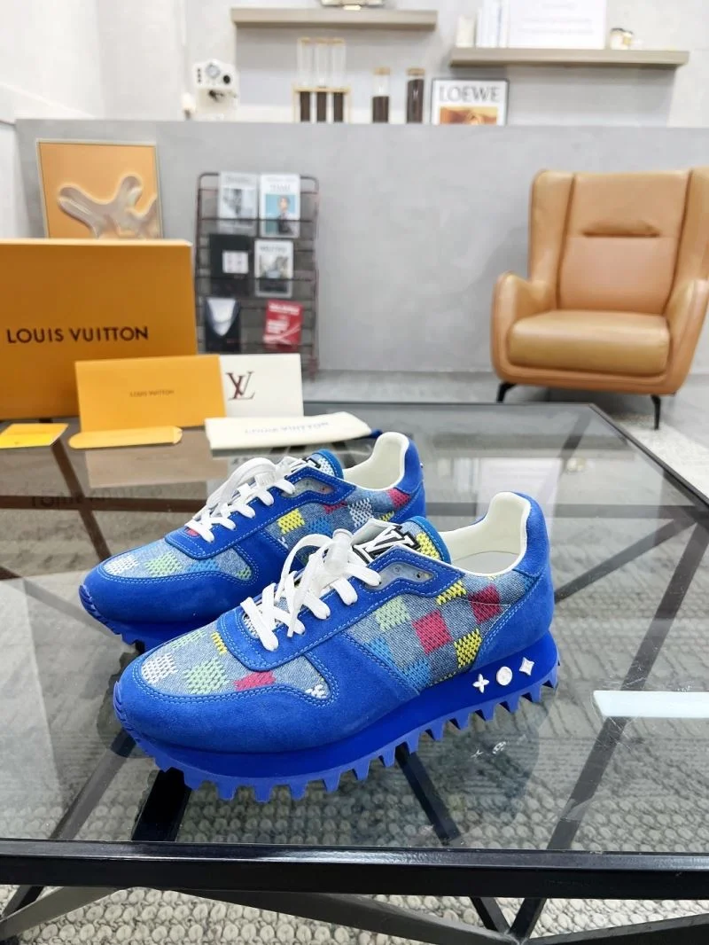 Elegant Louis Vuitton Run Away Sneaker 30706