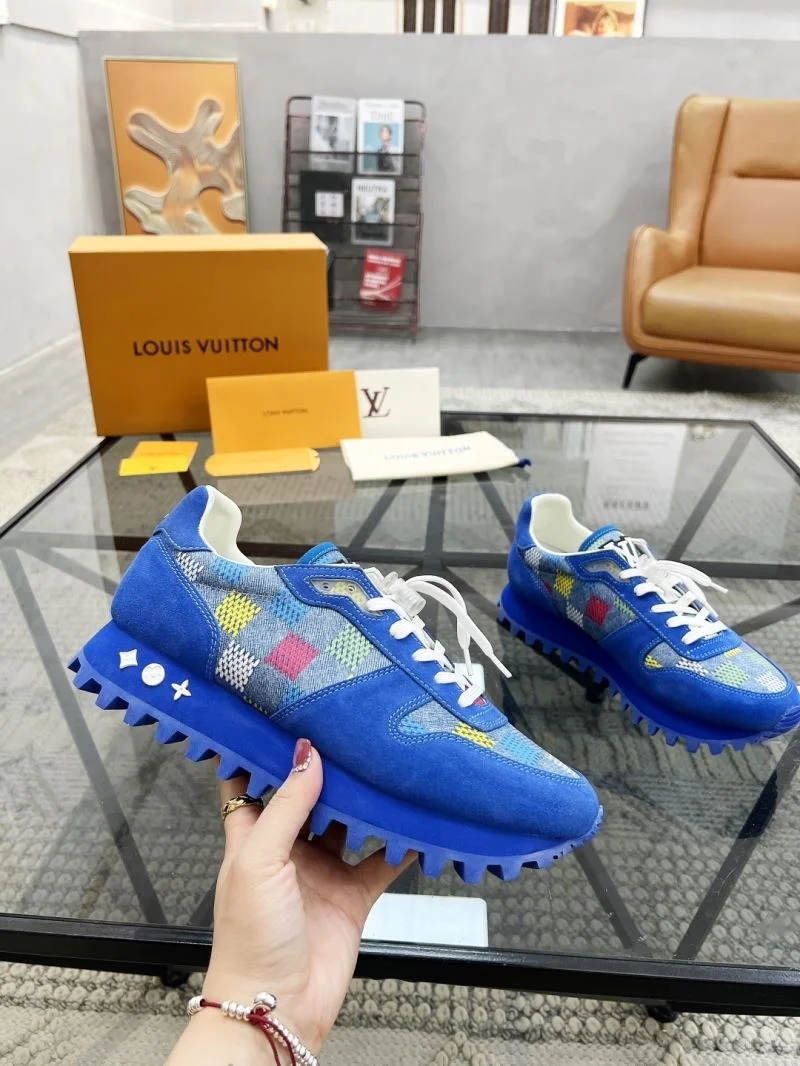 Elegant Louis Vuitton Run Away Sneaker 30706