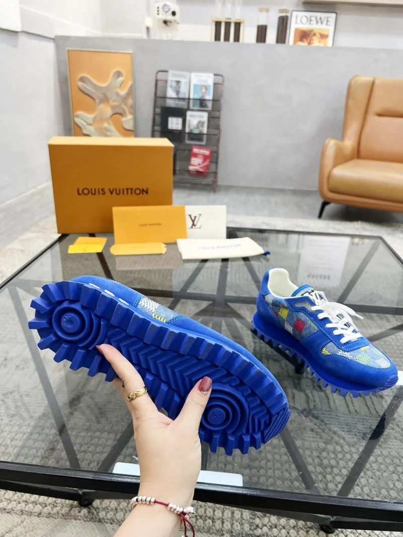 Elegant Louis Vuitton Run Away Sneaker 30706