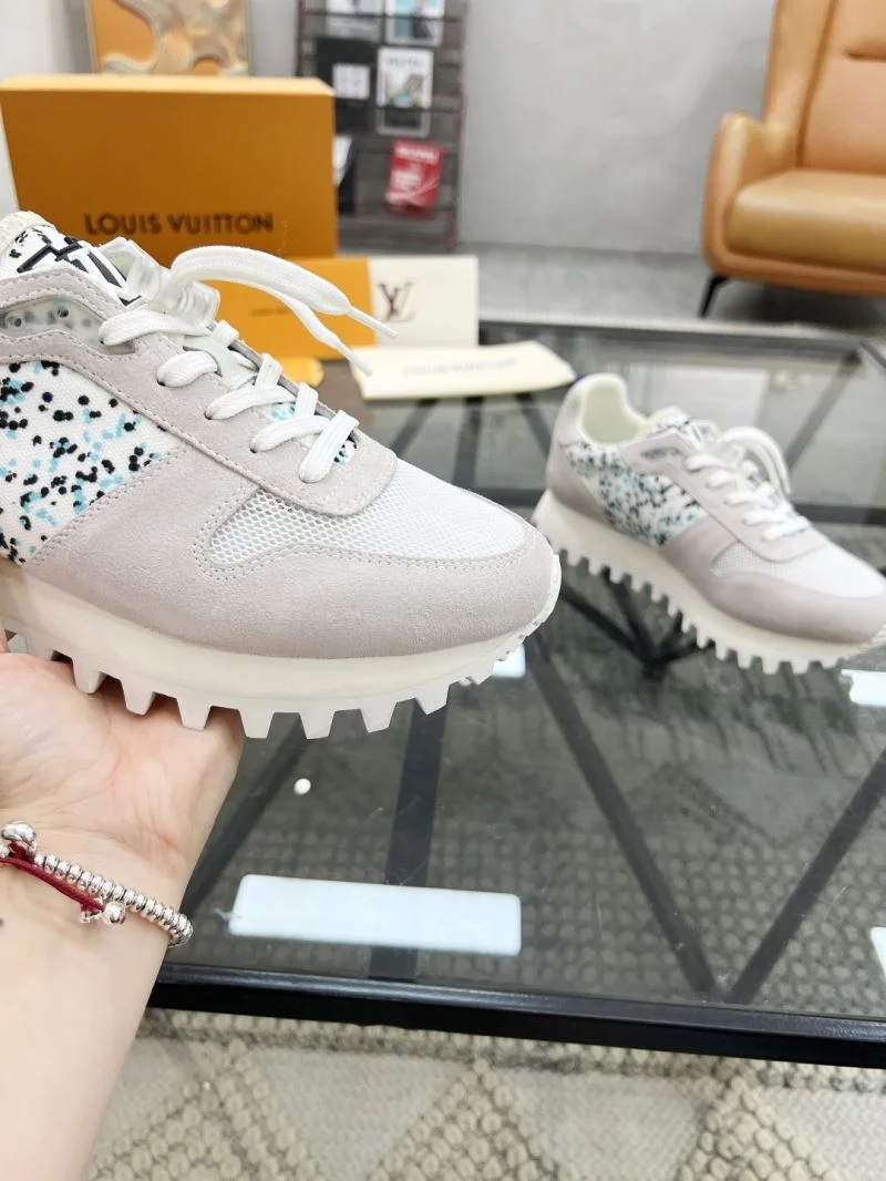 Louis Vuitton Run Away Sneaker Snug 30703