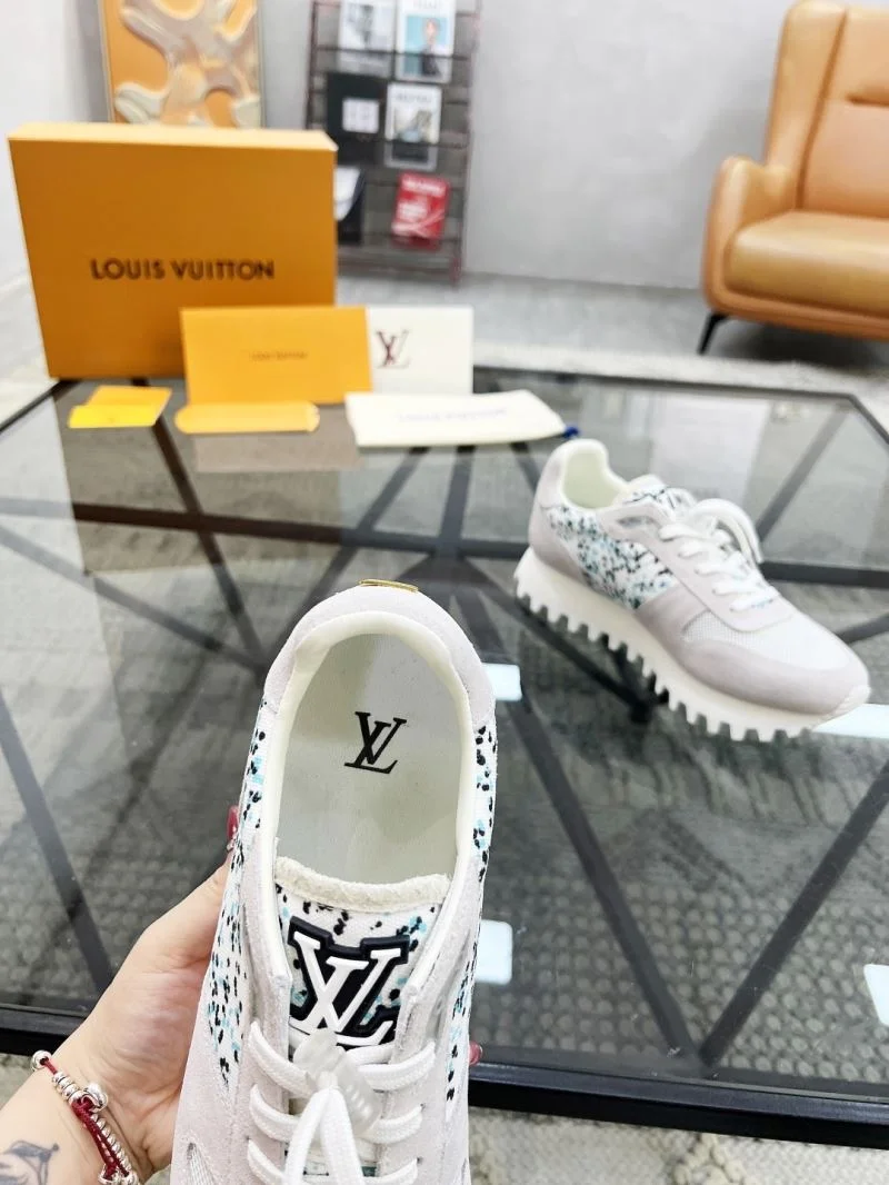 Louis Vuitton Run Away Sneaker Snug 30703