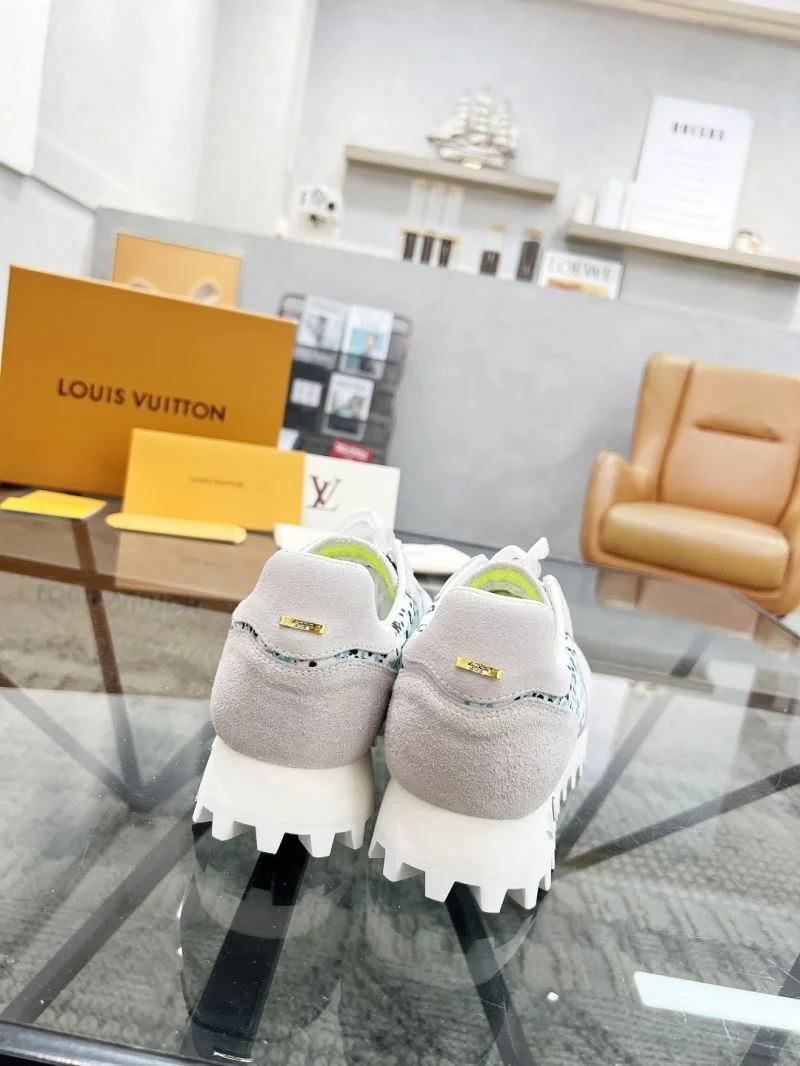 Louis Vuitton Run Away Sneaker Snug 30703