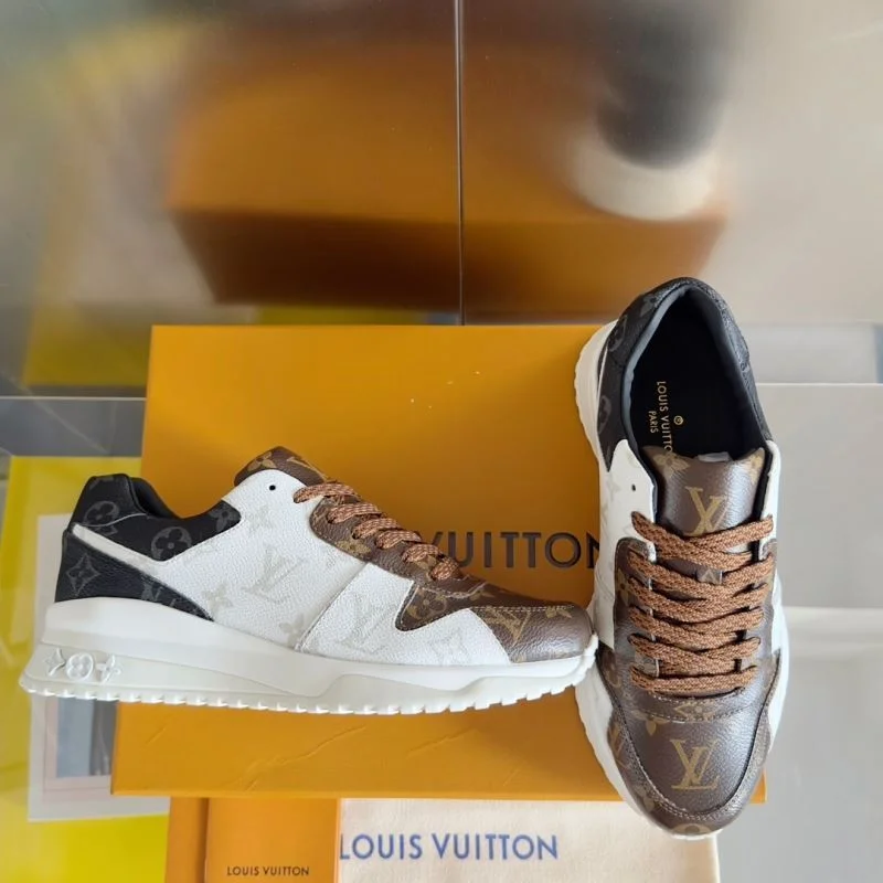 Trendsetting Louis Vuitton Run Away Sneaker 31577