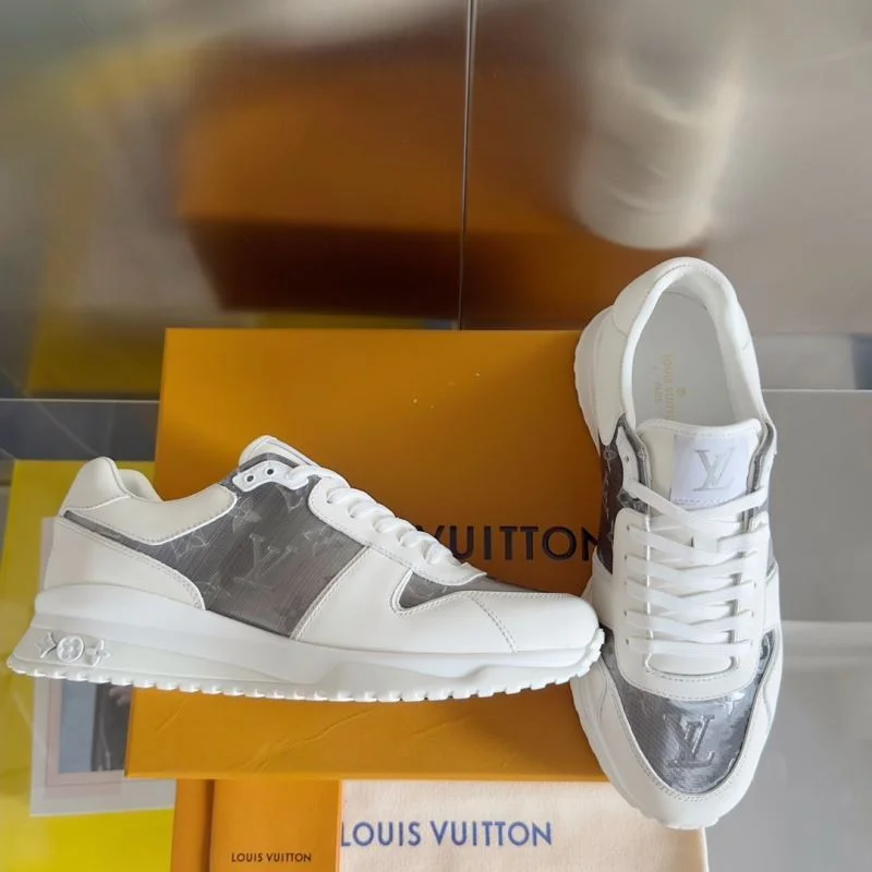 Louis Vuitton Run Away Sneaker Versatile 31570
