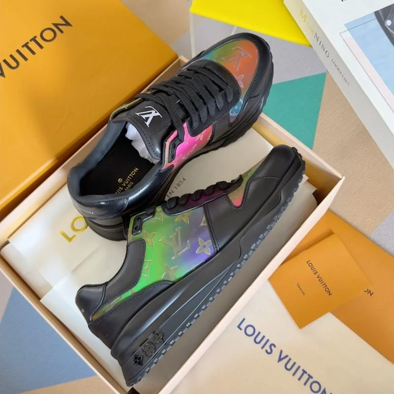 Comfortable Louis Vuitton Run Away Sneaker 31579