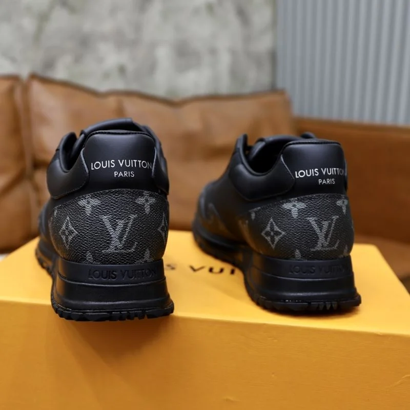 Breathable Louis Vuitton Run Away Sneaker 32746