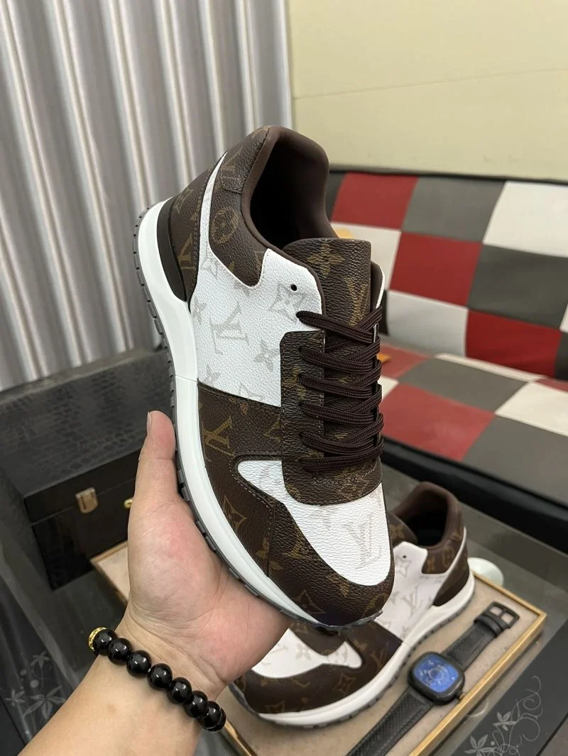 Premium Louis Vuitton Run Away Sneaker 32729