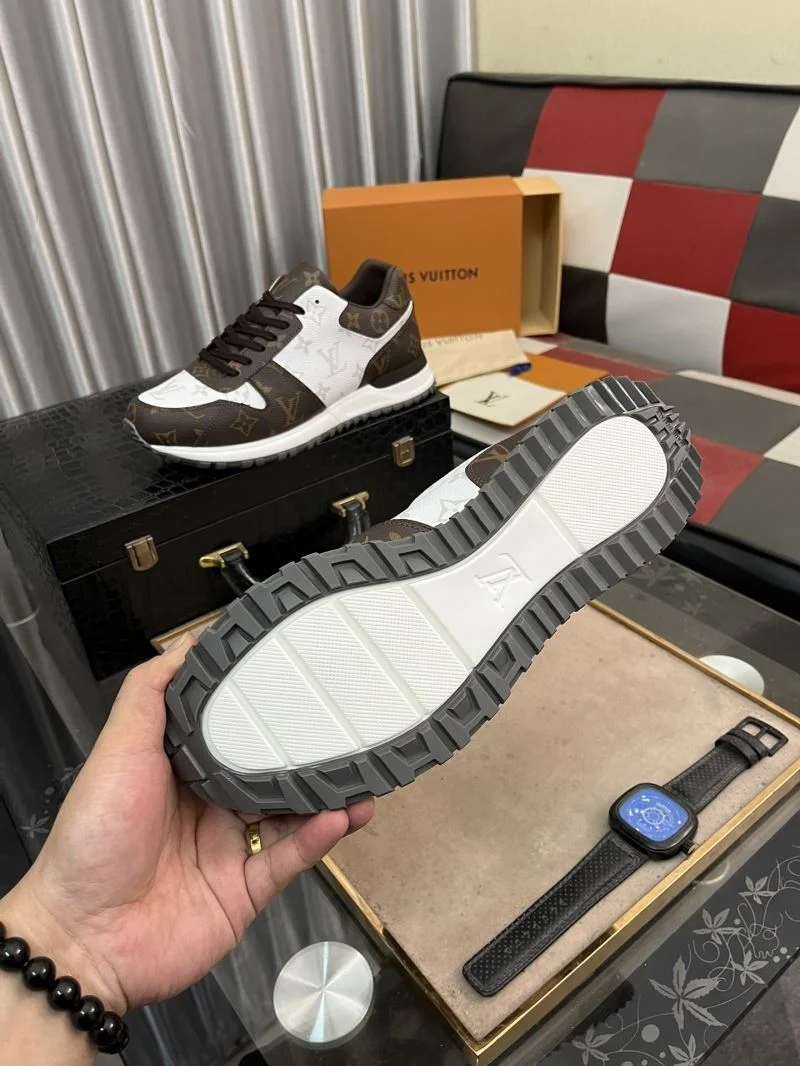 Premium Louis Vuitton Run Away Sneaker 32729