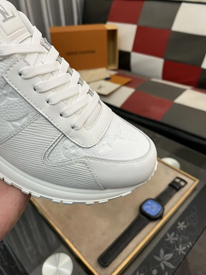 Louis Vuitton Run Away Sneaker TimelessDesign 32738