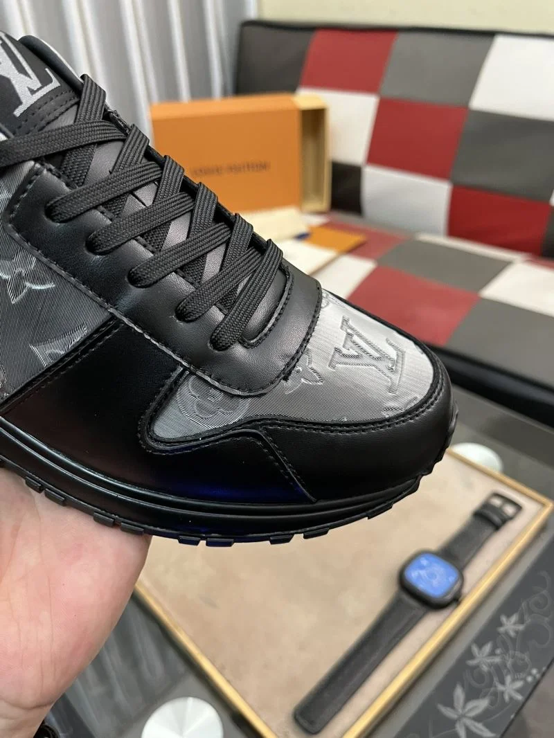 Unique Louis Vuitton Run Away Sneaker 32723