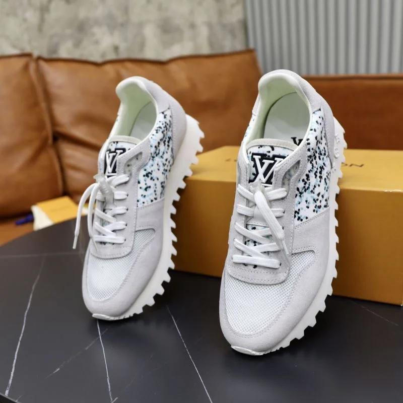 NewStyle Louis Vuitton Run Away Sneaker 32735