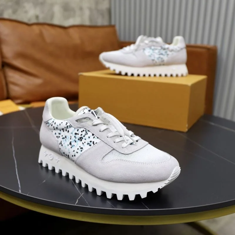 NewStyle Louis Vuitton Run Away Sneaker 32735