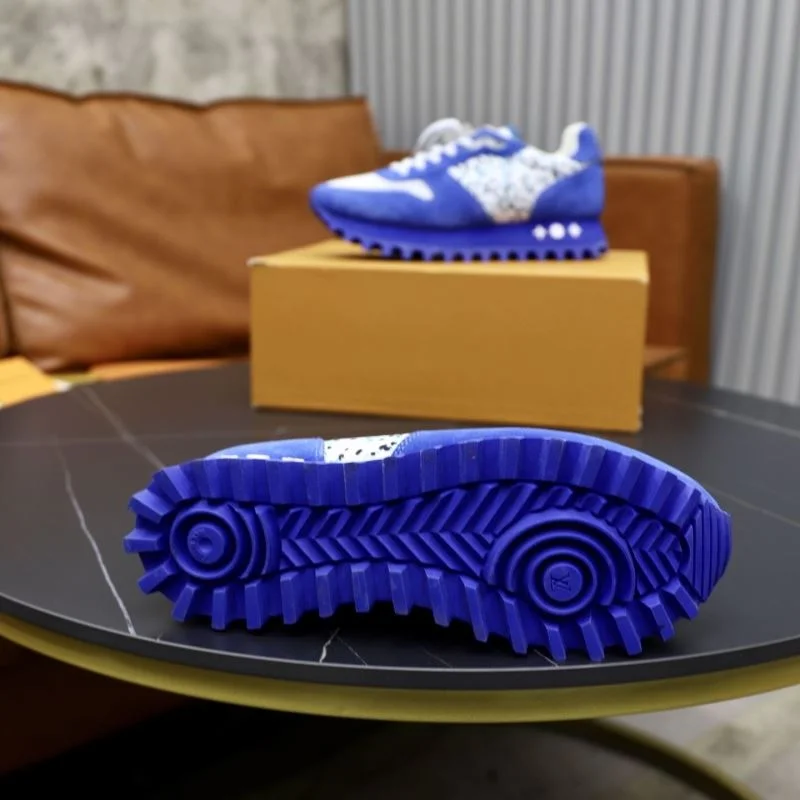 Louis Vuitton Run Away Sneaker Durable 32720