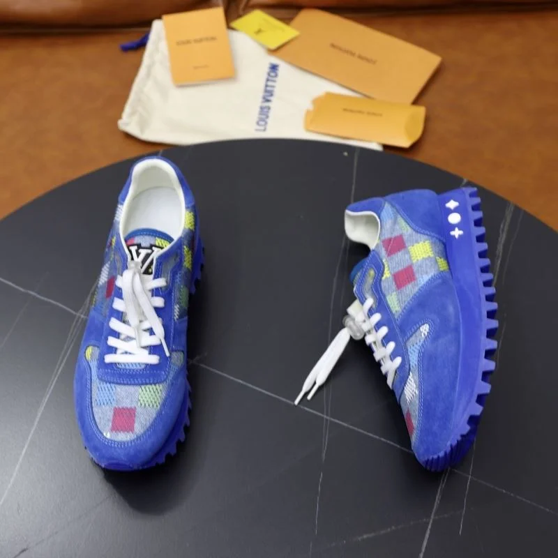 Casual Louis Vuitton Run Away Sneaker 32724