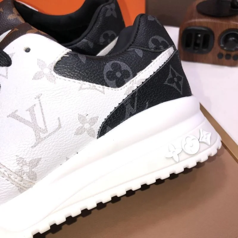 Effortless Louis Vuitton Run Away Sneaker 32737
