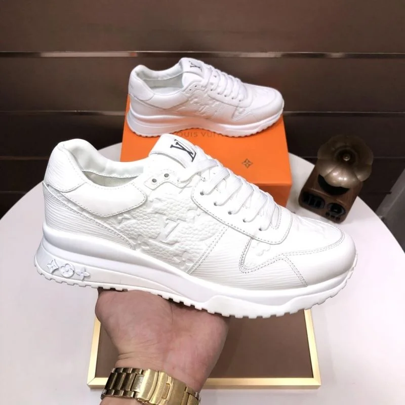 Popular Louis Vuitton Run Away Sneaker 32734