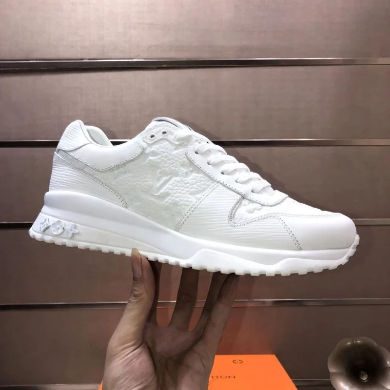 Popular Louis Vuitton Run Away Sneaker 32734