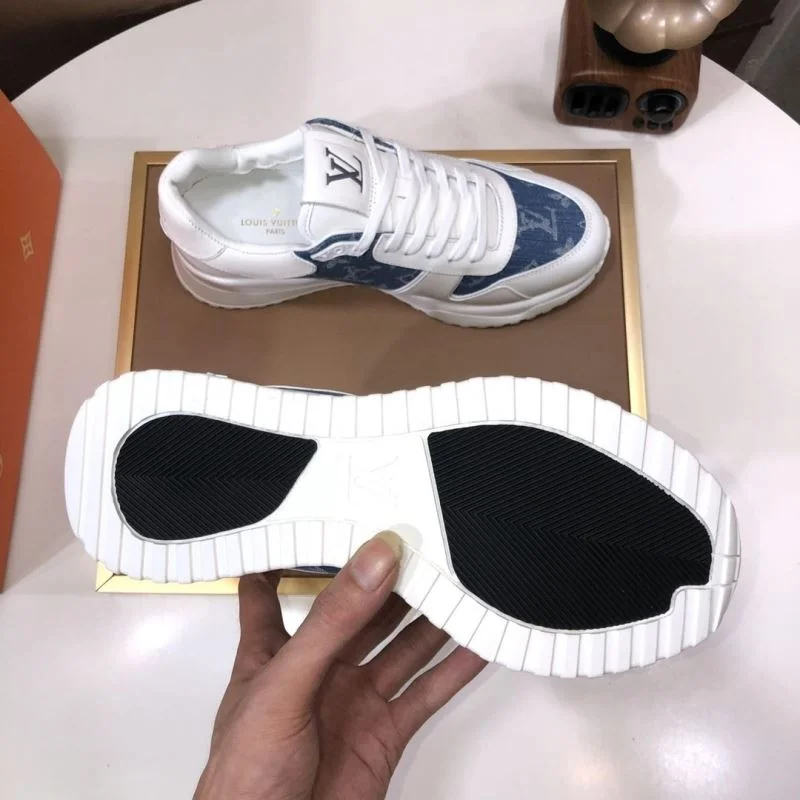 Comfortable Louis Vuitton Run Away Sneaker 32715