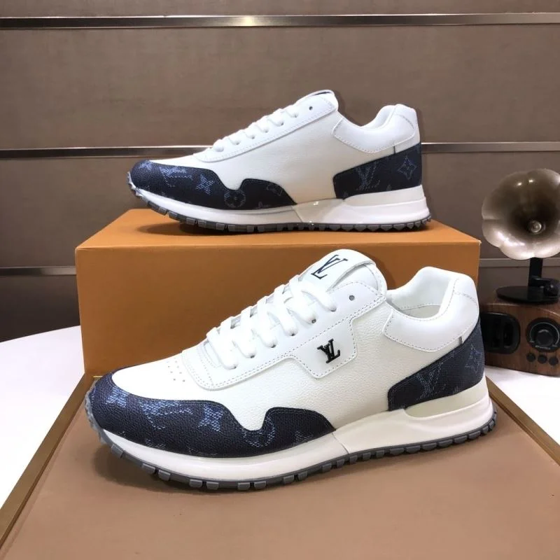 NewStyle Louis Vuitton Run Away Sneaker 32710