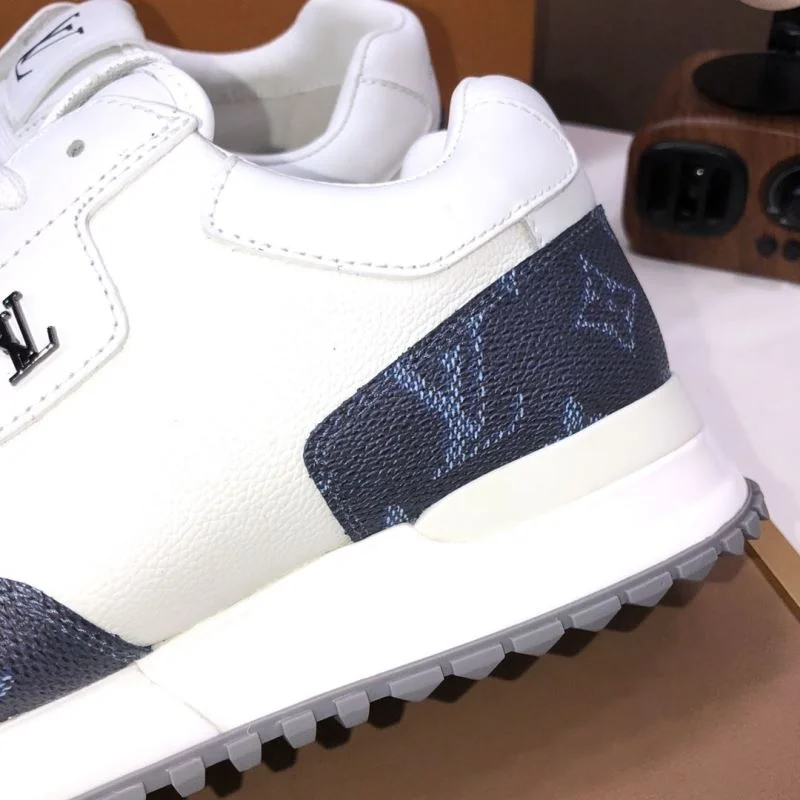 NewStyle Louis Vuitton Run Away Sneaker 32710