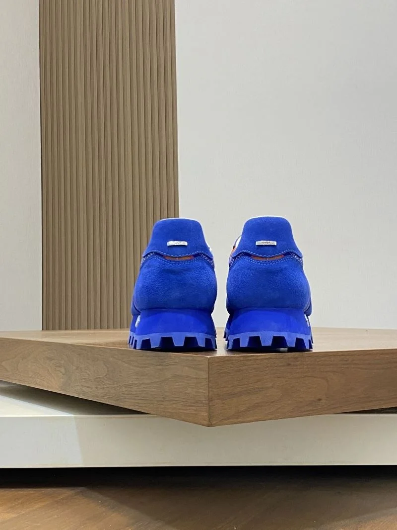 Versatile Louis Vuitton Run Away Sneaker 32703