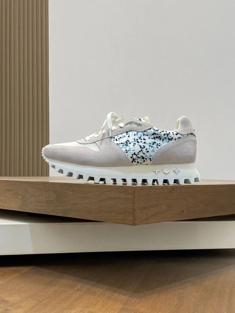 Louis Vuitton Run Away Sneaker Attractive 32697