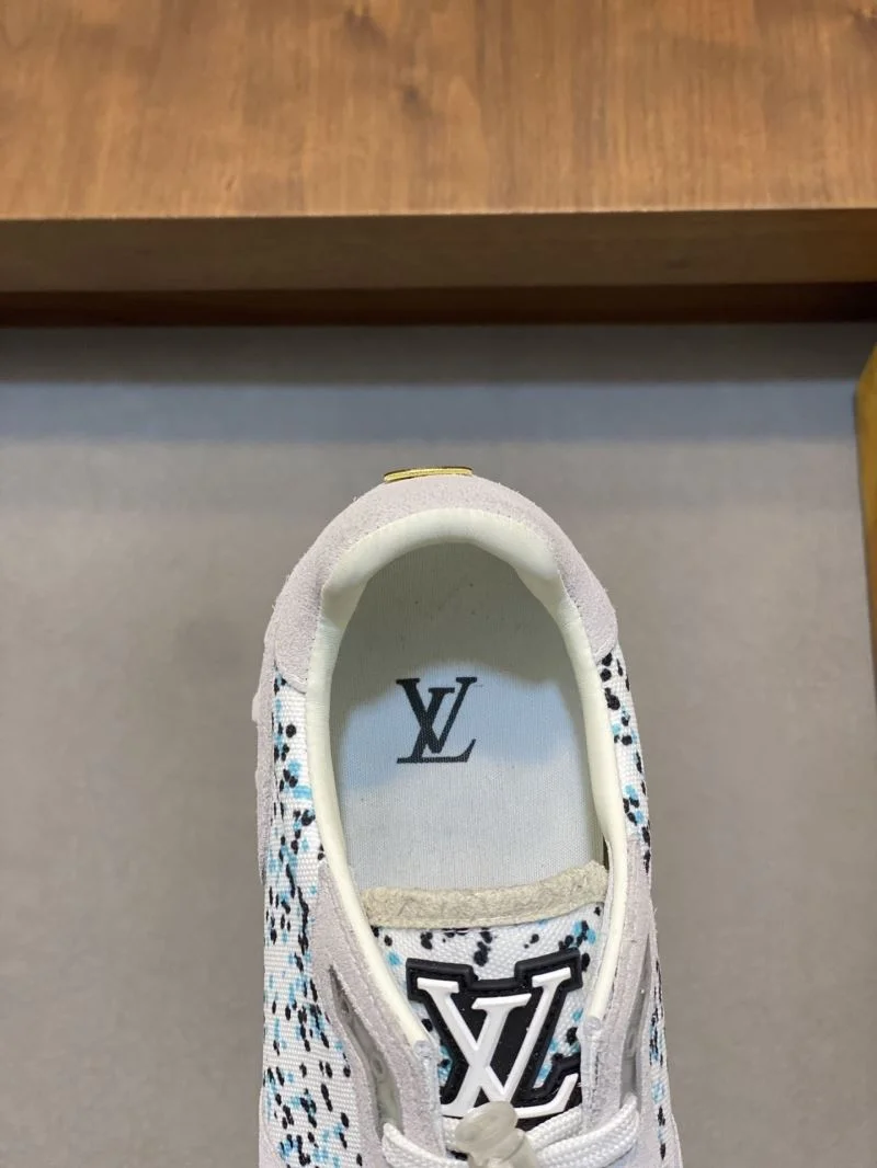 Louis Vuitton Run Away Sneaker Attractive 32697