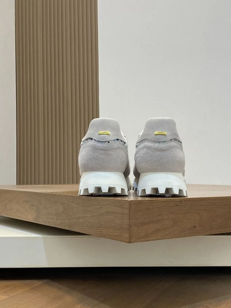 Louis Vuitton Run Away Sneaker Attractive 32697