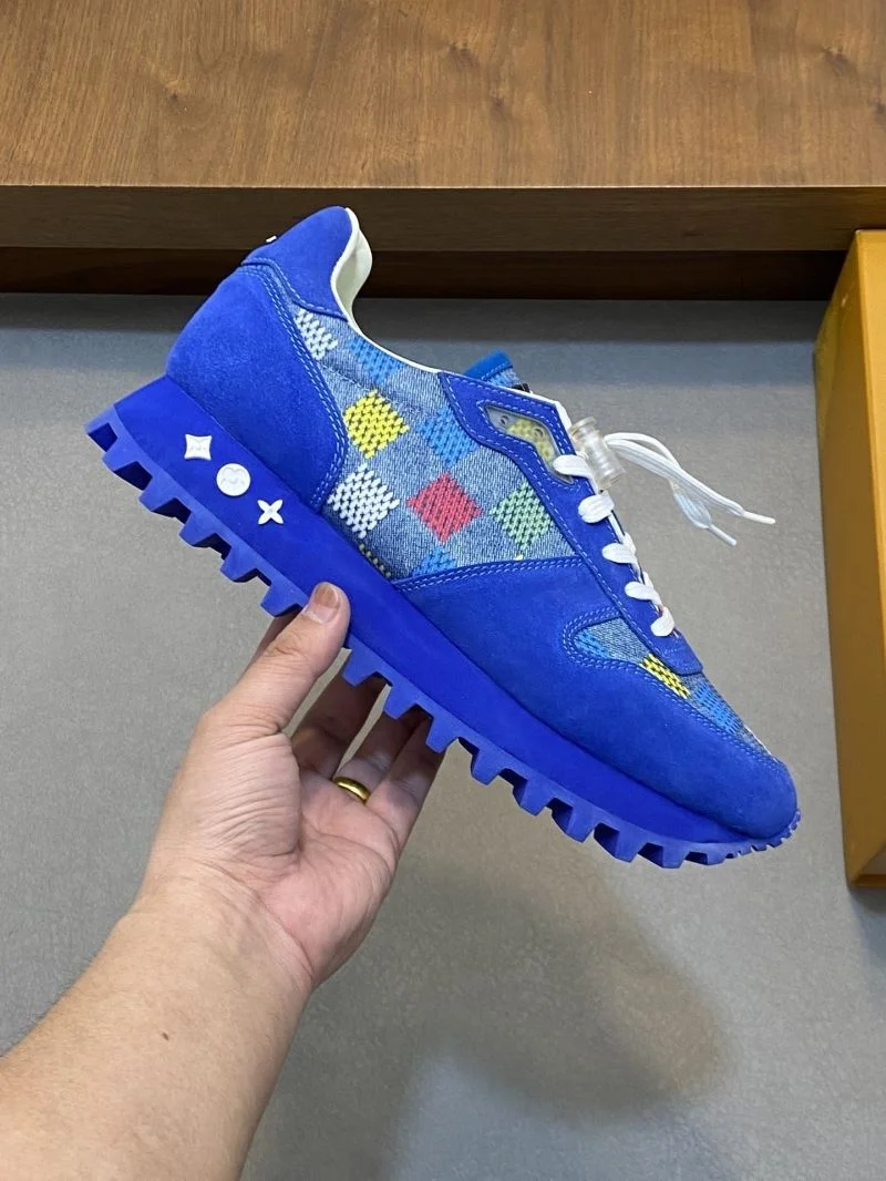 Comfortable Louis Vuitton Run Away Sneaker 32684