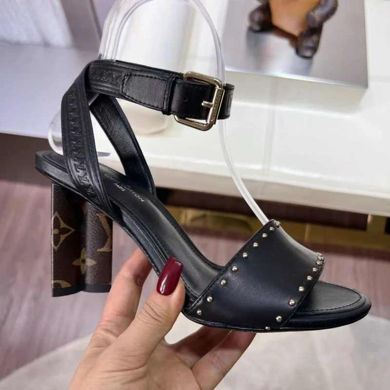 ZipUp Louis Vuitton Sandals 32266