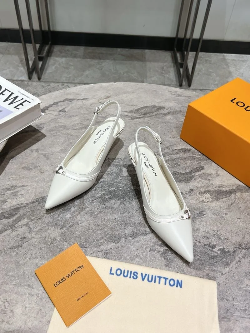 Lightweight Louis Vuitton Sandals 32281
