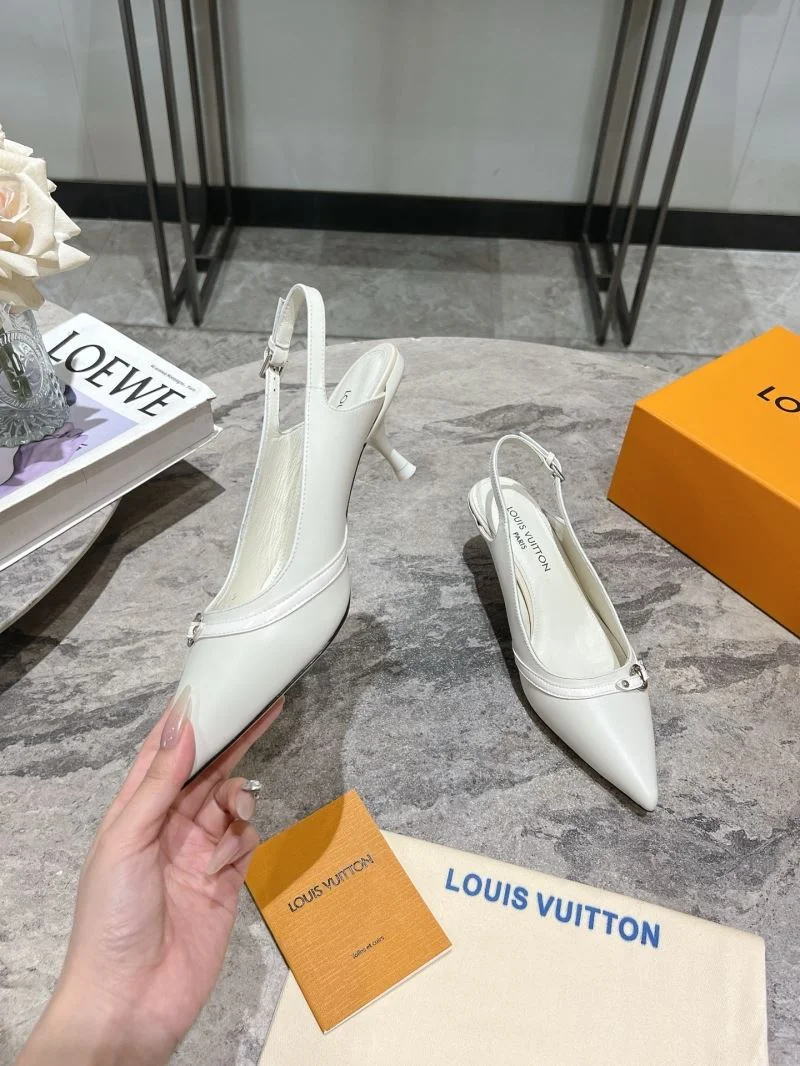 Lightweight Louis Vuitton Sandals 32281