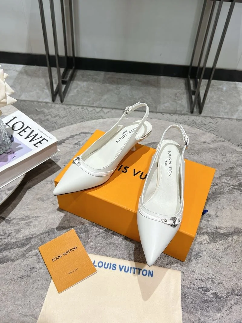 Lightweight Louis Vuitton Sandals 32281