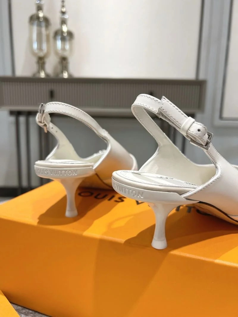 Lightweight Louis Vuitton Sandals 32281