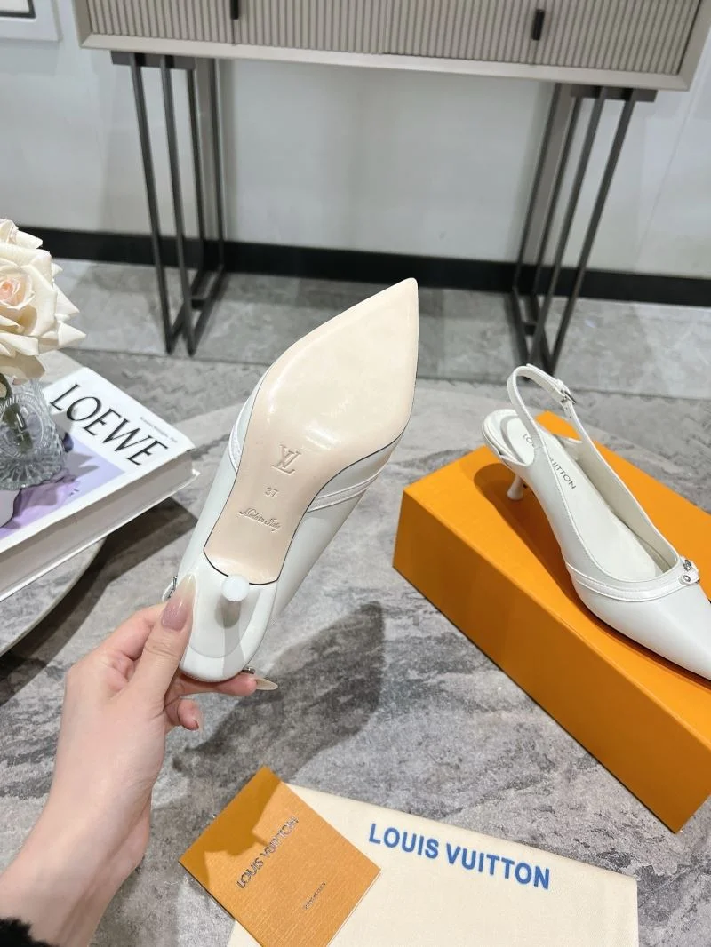 Lightweight Louis Vuitton Sandals 32281