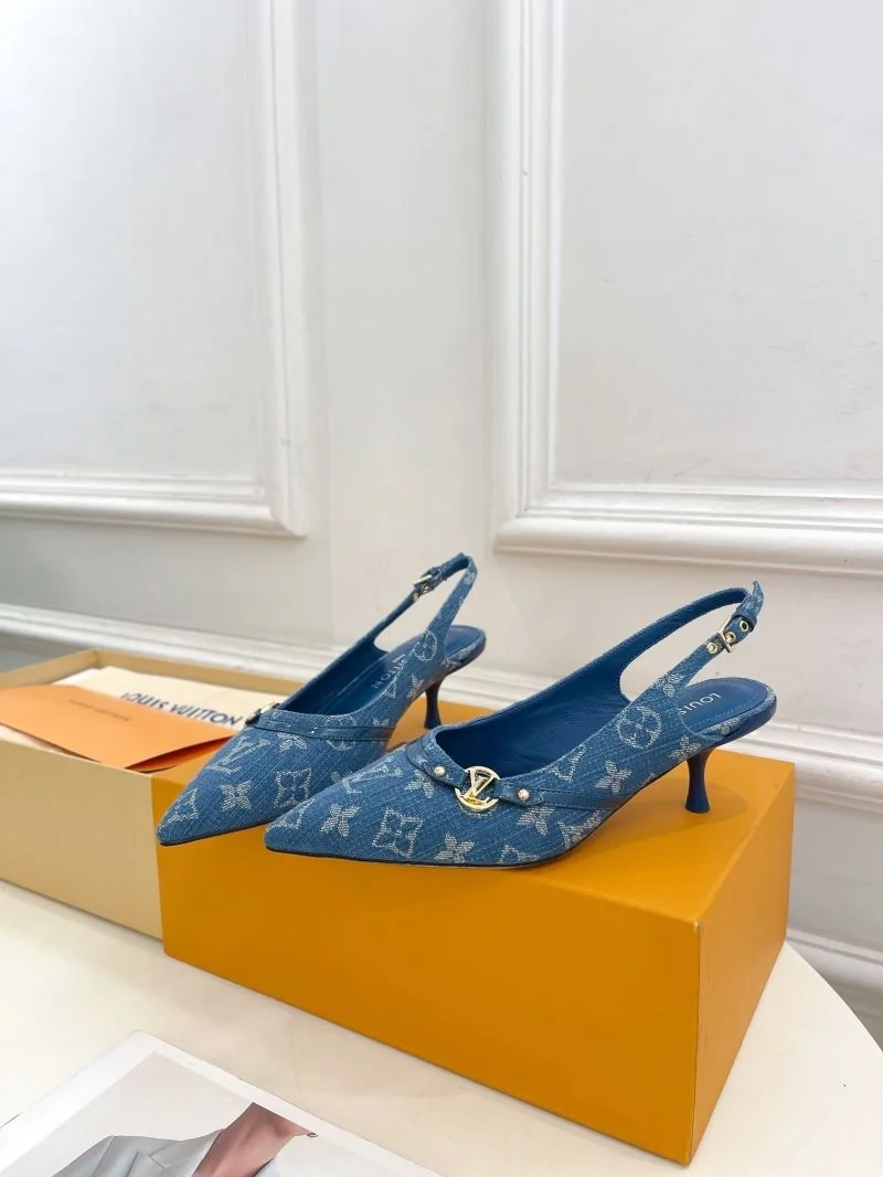 Compact Louis Vuitton Sandals 32254