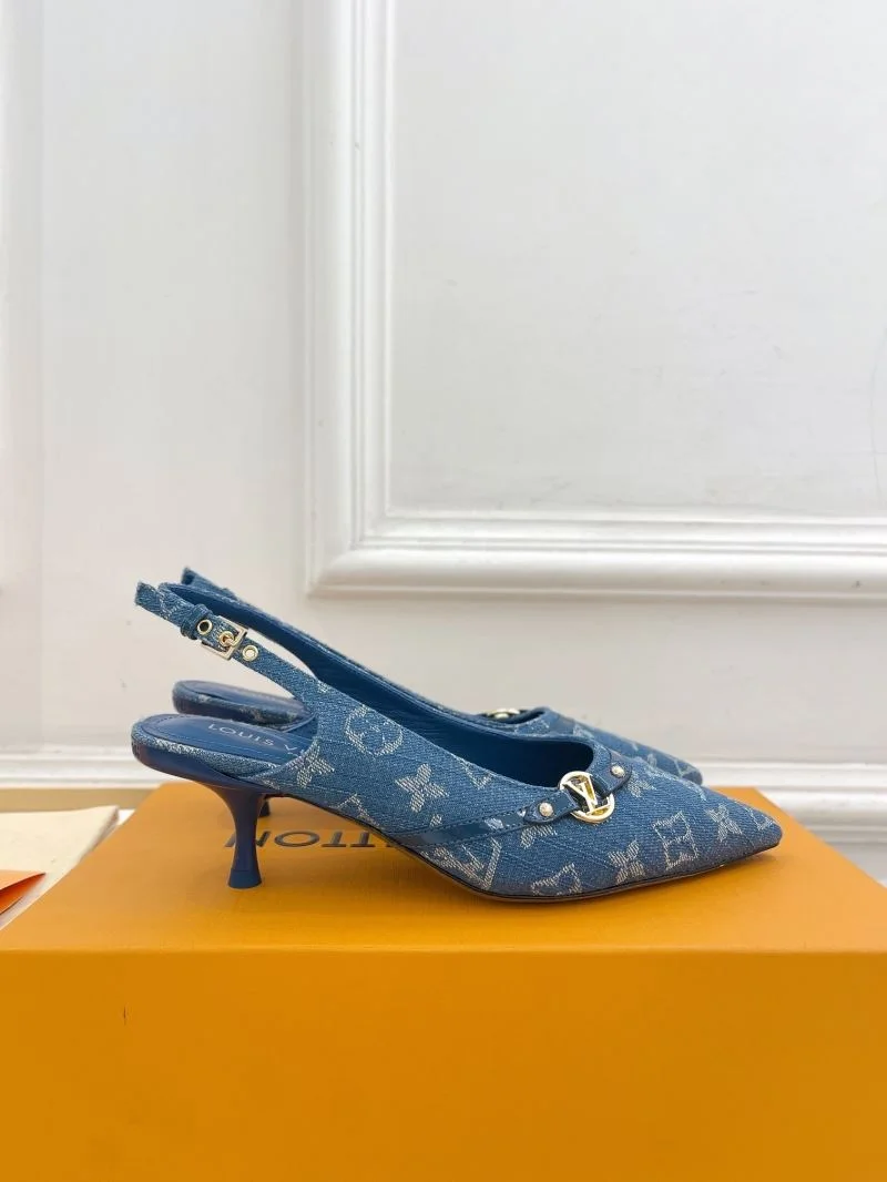 Compact Louis Vuitton Sandals 32254