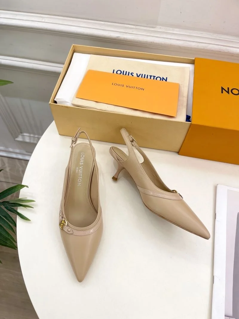 Louis Vuitton Sandals Casual 32251