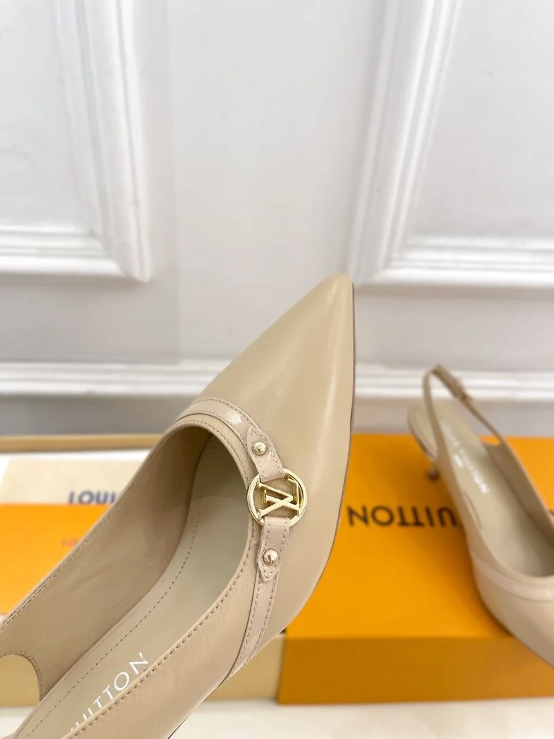 Louis Vuitton Sandals Casual 32251