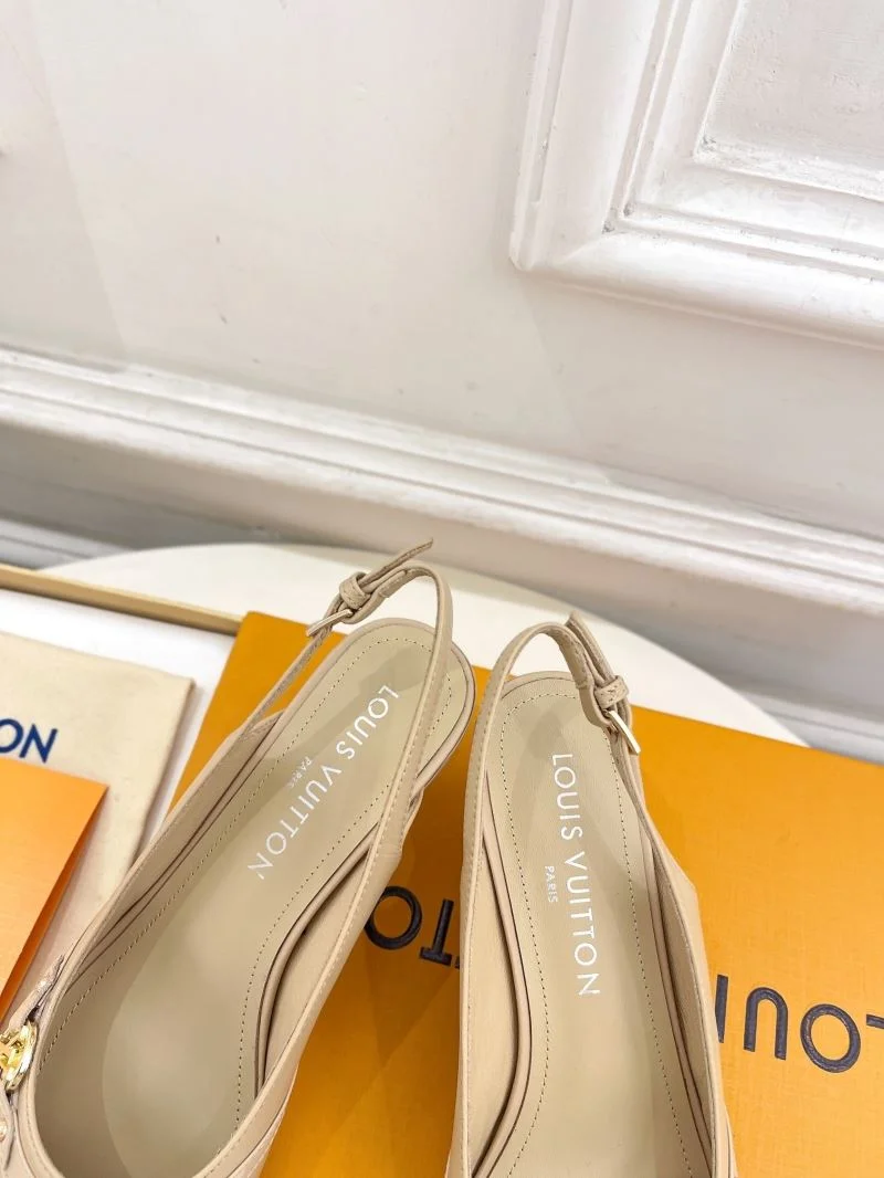 Louis Vuitton Sandals Casual 32251