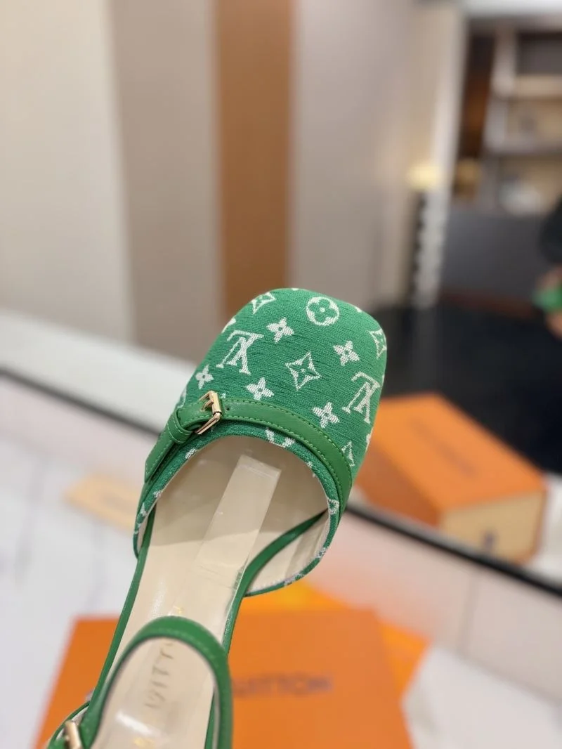 FlexibleFit Louis Vuitton Sandals 32236