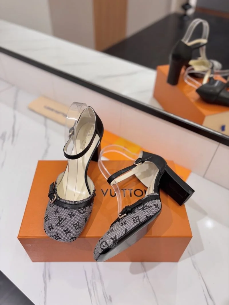 FreshLook Louis Vuitton Sandals 32241
