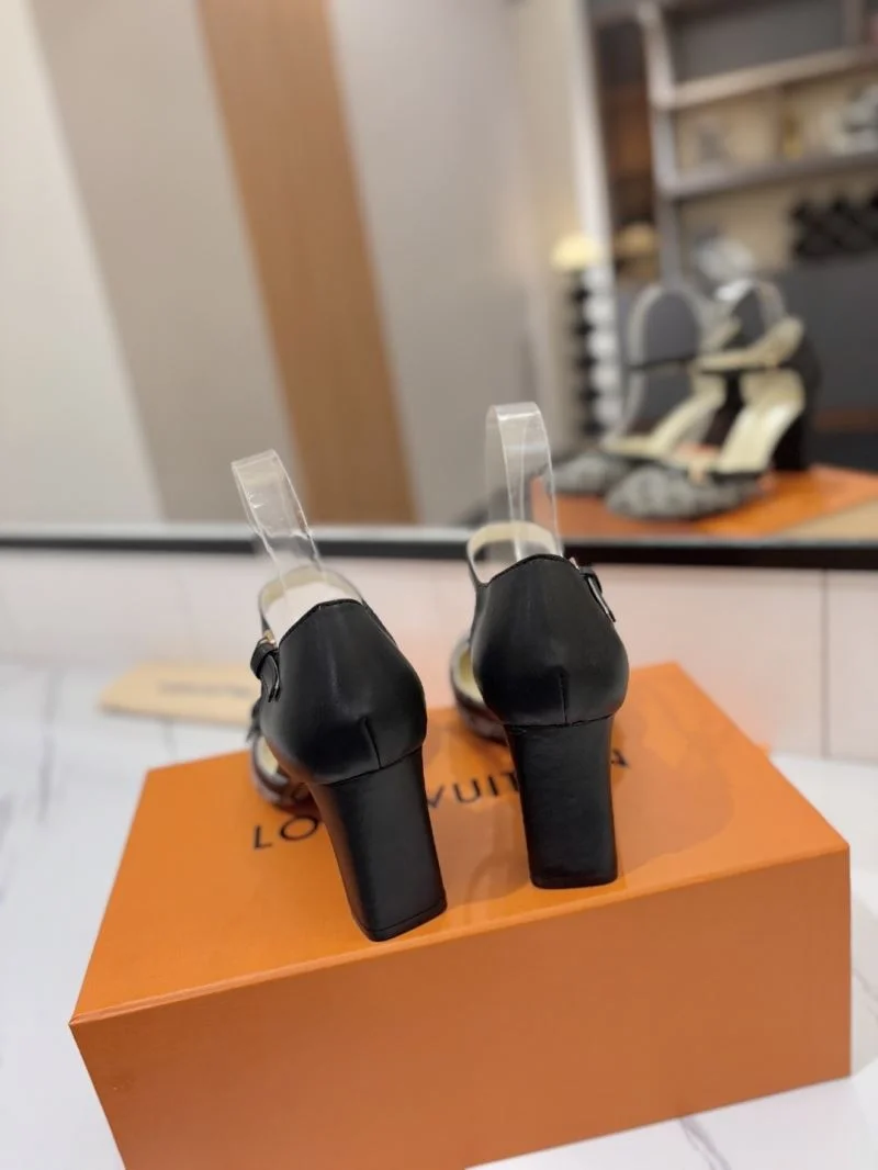 FreshLook Louis Vuitton Sandals 32241