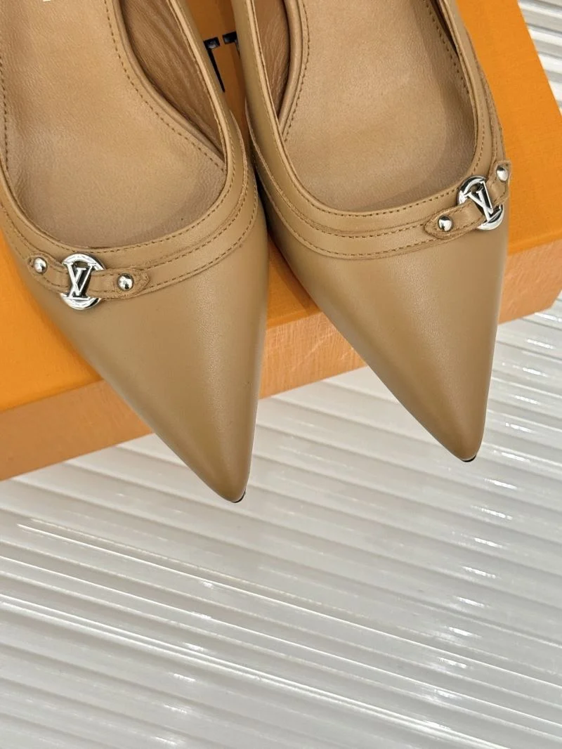 Breathable Louis Vuitton Sandals 32231