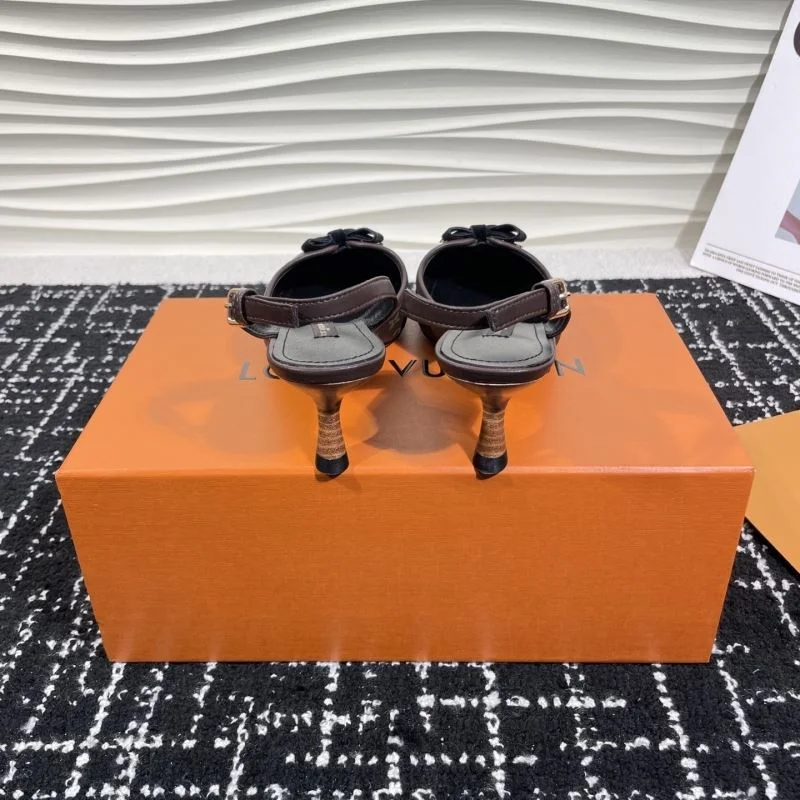 OnTrend Louis Vuitton Sandals 31899