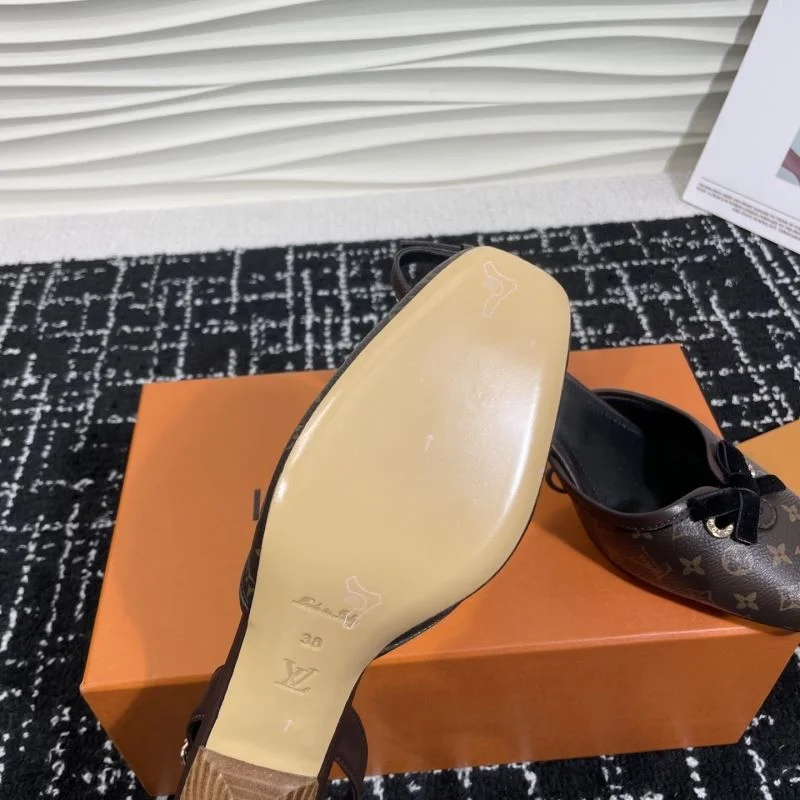 OnTrend Louis Vuitton Sandals 31899