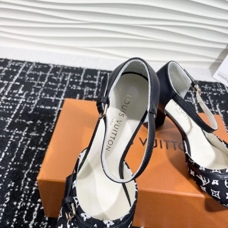 WeatherProof Louis Vuitton Sandals 31917